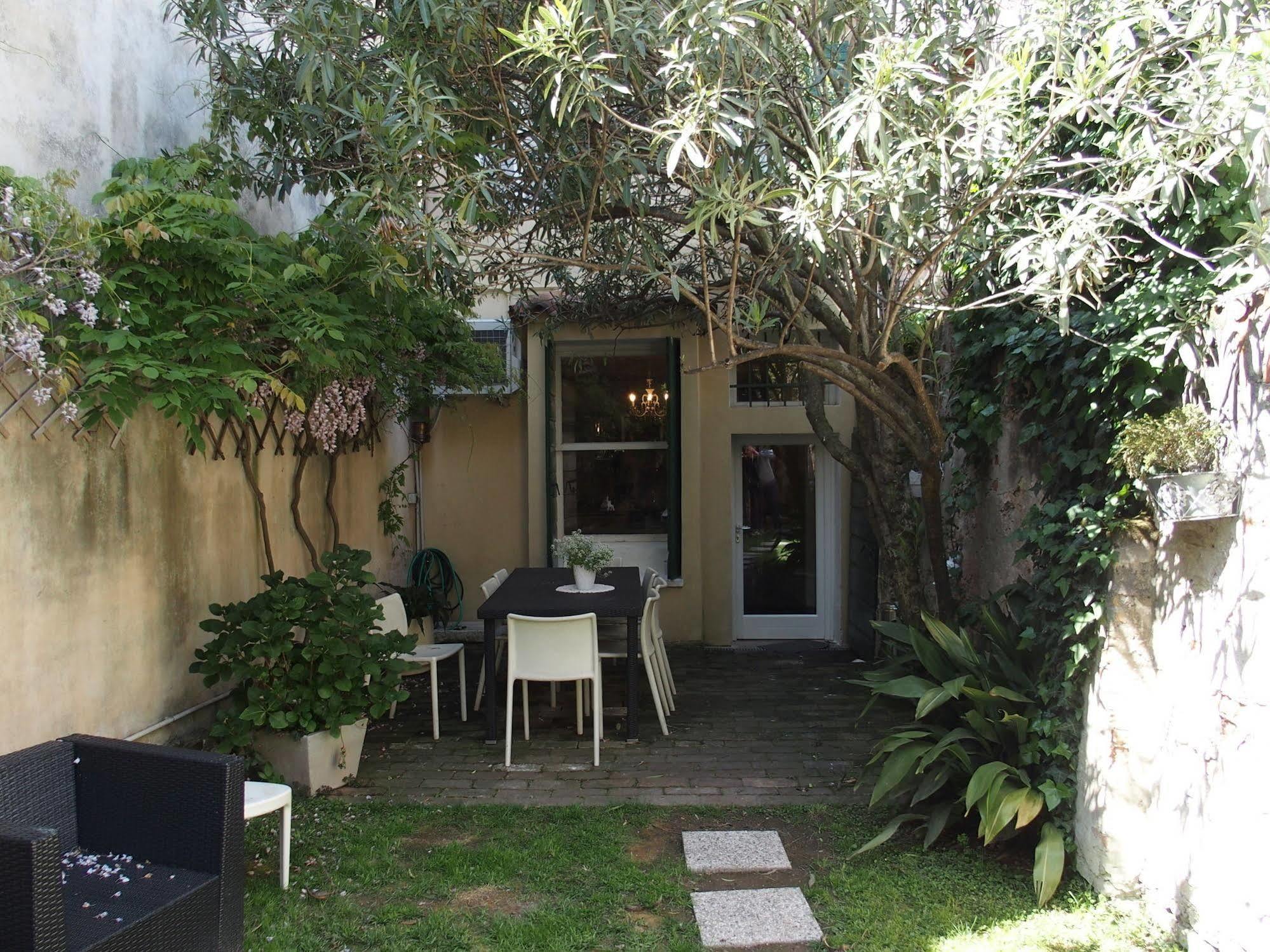 19 Borgo Cavour Bed & Breakfast Treviso Exterior foto